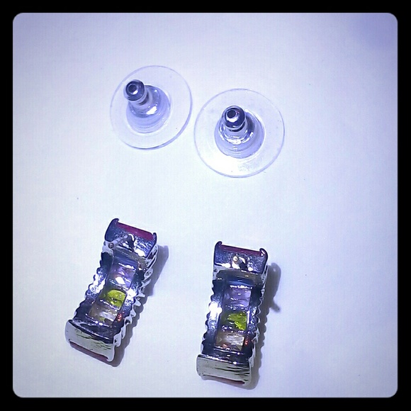 New directions multi colored rhinestone earrings - Picture 3 of 6